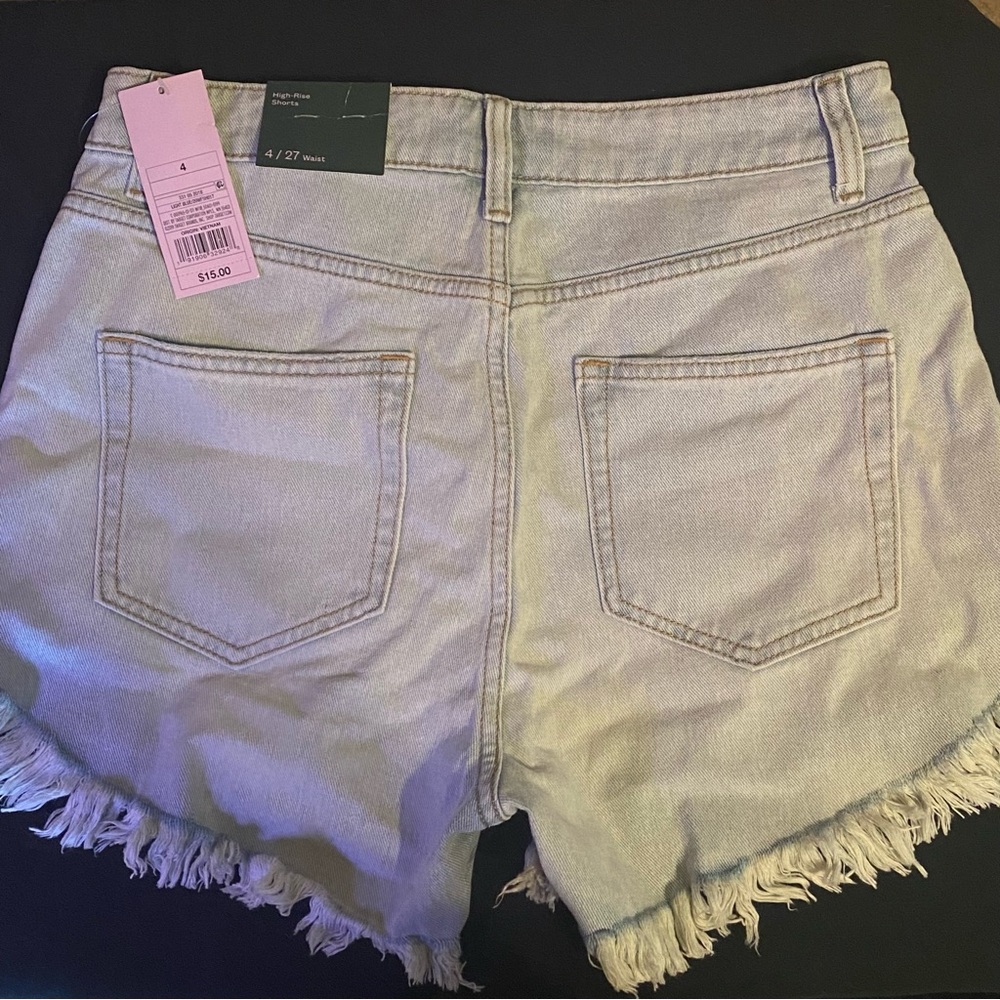 Wild Fabel High Rise Shorts 🤍💙 - Picture 2 of 4